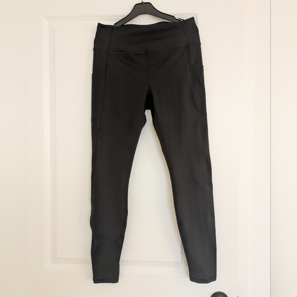 all in motion Black High-Waisted Leggings with two side pockets